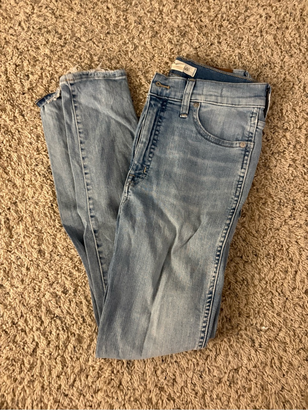 Light Wash Women's Jeans - Classic Skinny Fit